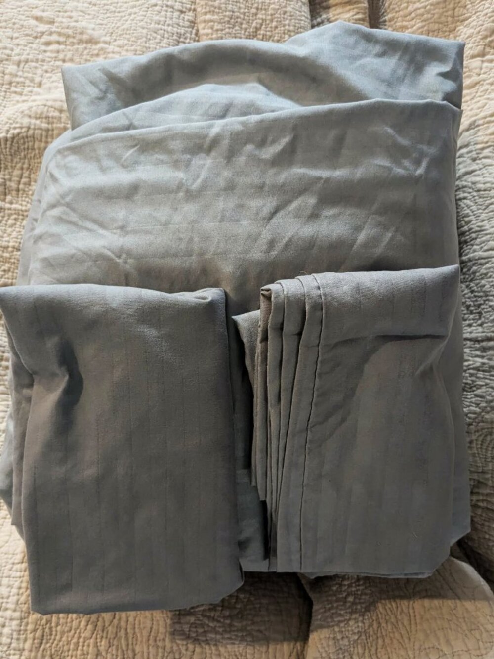 QUEEN SIZE sheet & pillow cases set, solid grey with grey striping